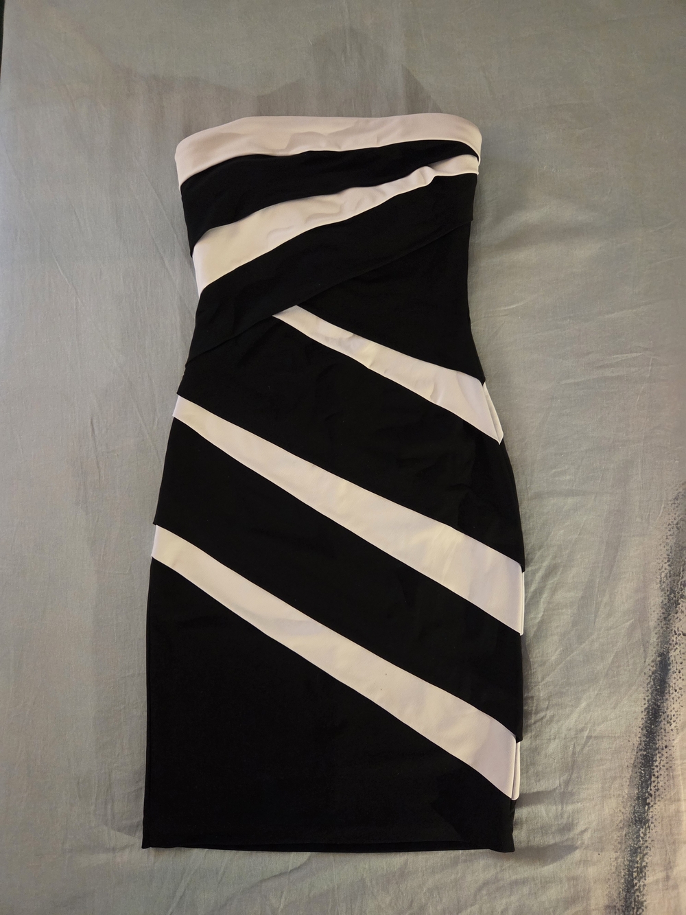 Strapless Black and White Sheath Dress